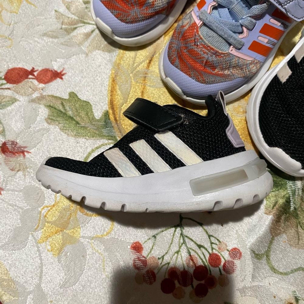 Adidas Sneakers with Green and Blue Accents - Picture 3 of 5